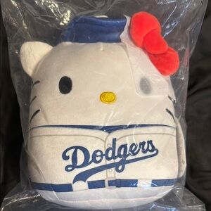 Hello Kitty Dodgers Squishmallow